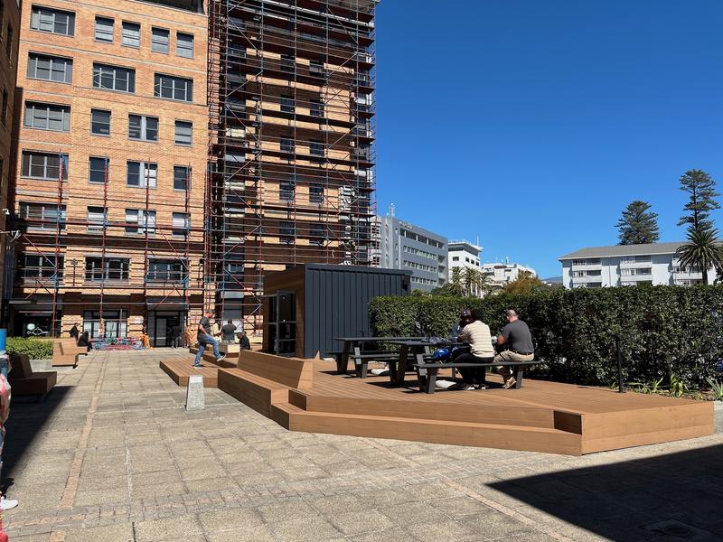 To Let Commercial Property for Rent in Newlands Western Cape